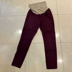 LED Luxe Essential Denim -maternity- stretch leggings with belly band - burgundy